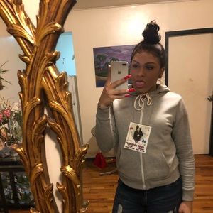 Meet your Posher, Hazel